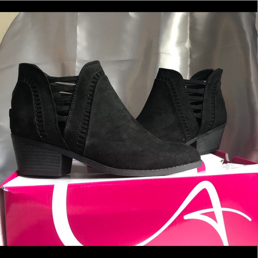 Black Booties
